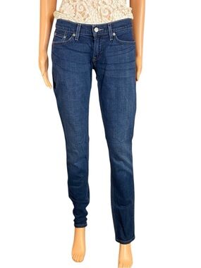 Levi's Too Super Low 524 Jeans Dark Wash Tappered Skinny Fit SZ 7 Long